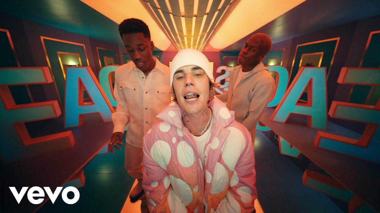 Lời Bài Hát Peaches – Justin Bieber ft. Daniel Caesar, Giveon